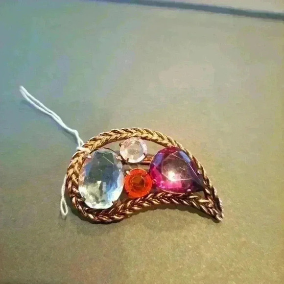 Leaf  shaped brooche - Picture 4 of 5